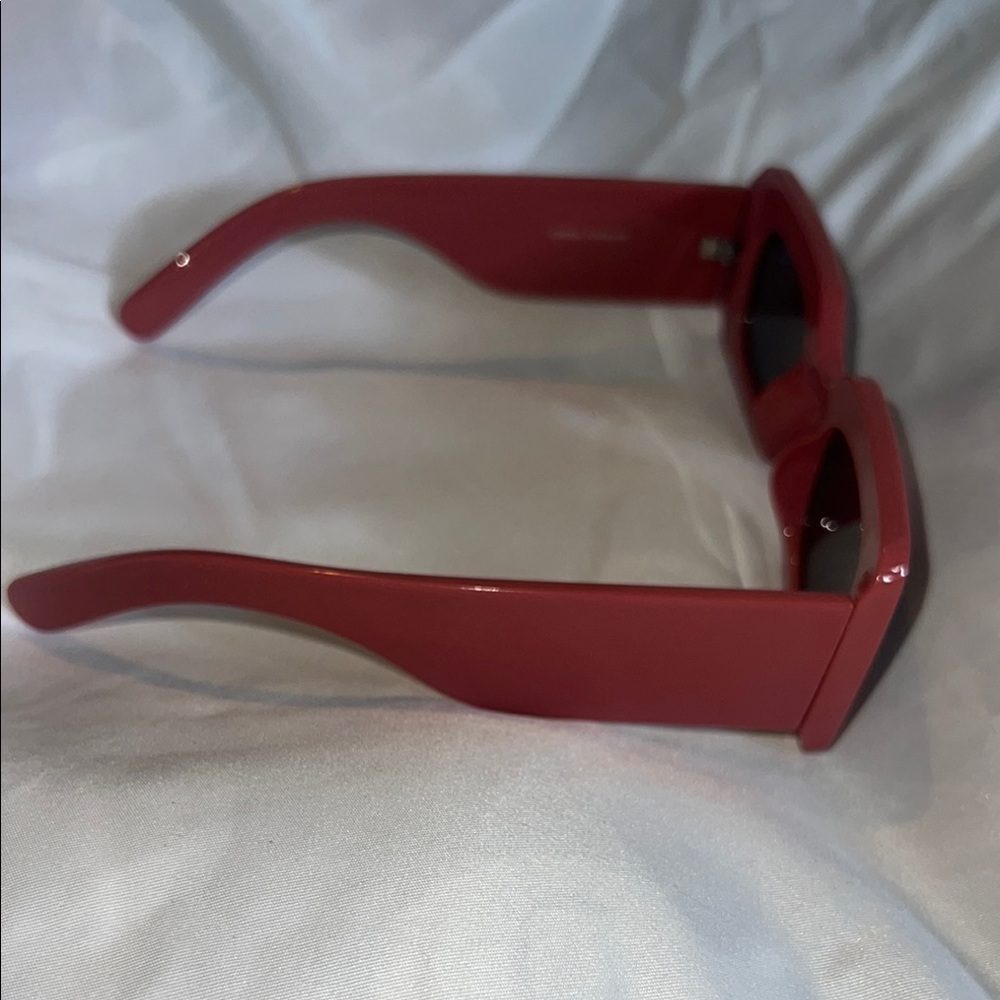 Red Rectangular Sunglasses - Picture 2 of 4